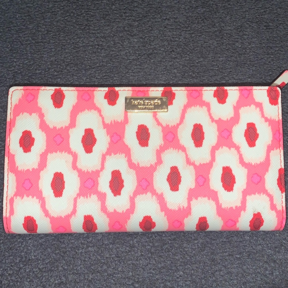 *KATE SPADE WALLET*